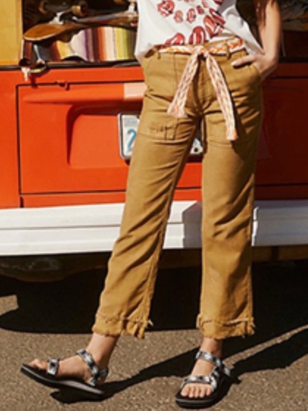 Free People Cropped Utility Pants with Frayed Hem Preowned Used Once Beautiful.